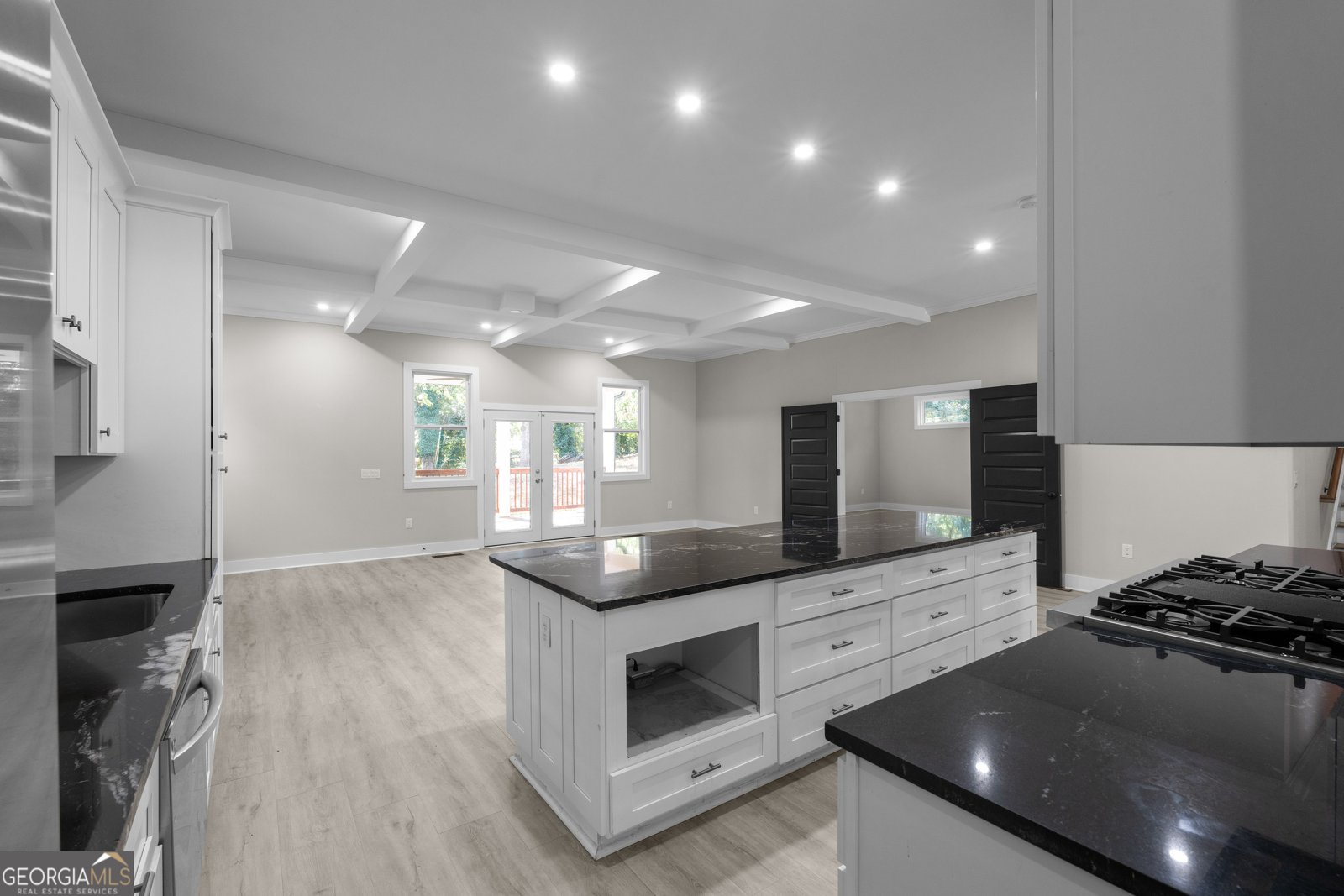 1331 Diamond Avenue Atlanta - 24