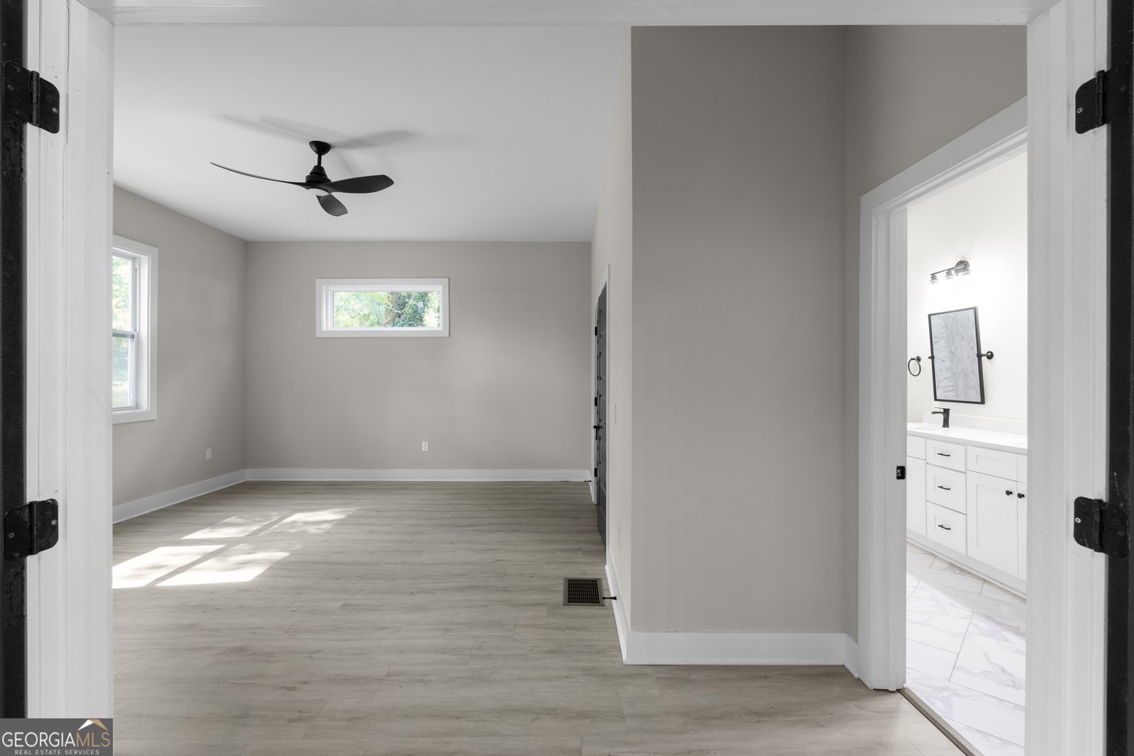 1331 Diamond Avenue Atlanta - 25