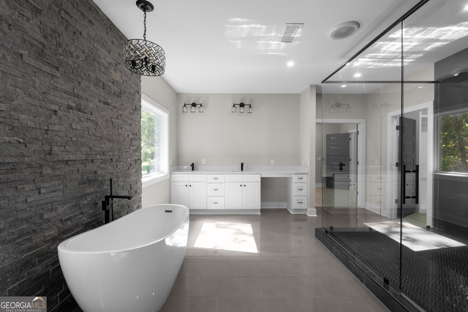 1331 Diamond Avenue Atlanta - 54