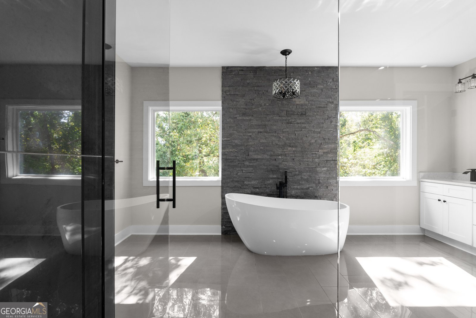 1331 Diamond Avenue Atlanta - 61