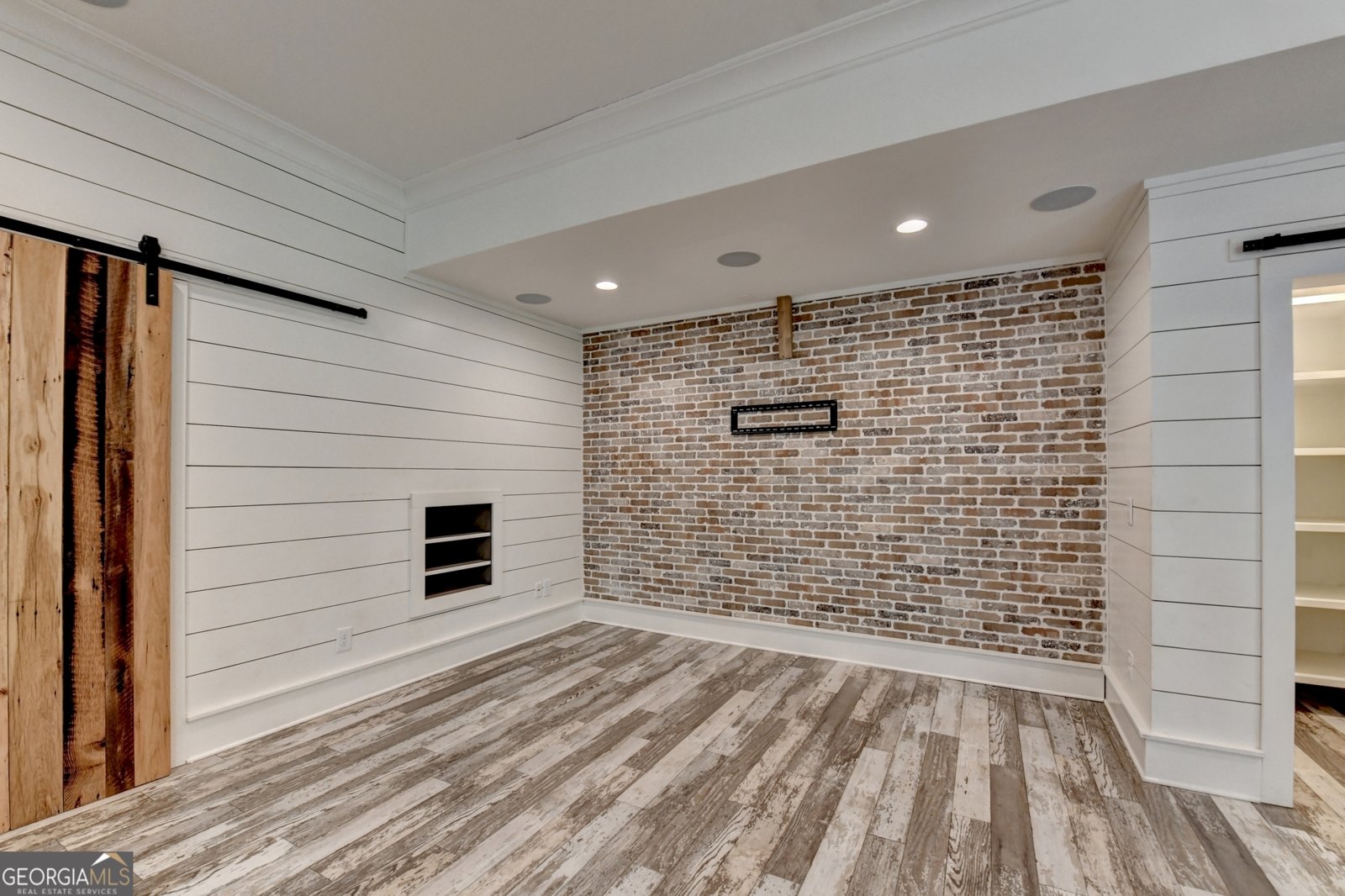3625 Woodbury Creek Drive Cumming - 99