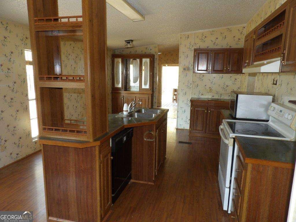 111 Sunnyside Drive Box Springs - 9