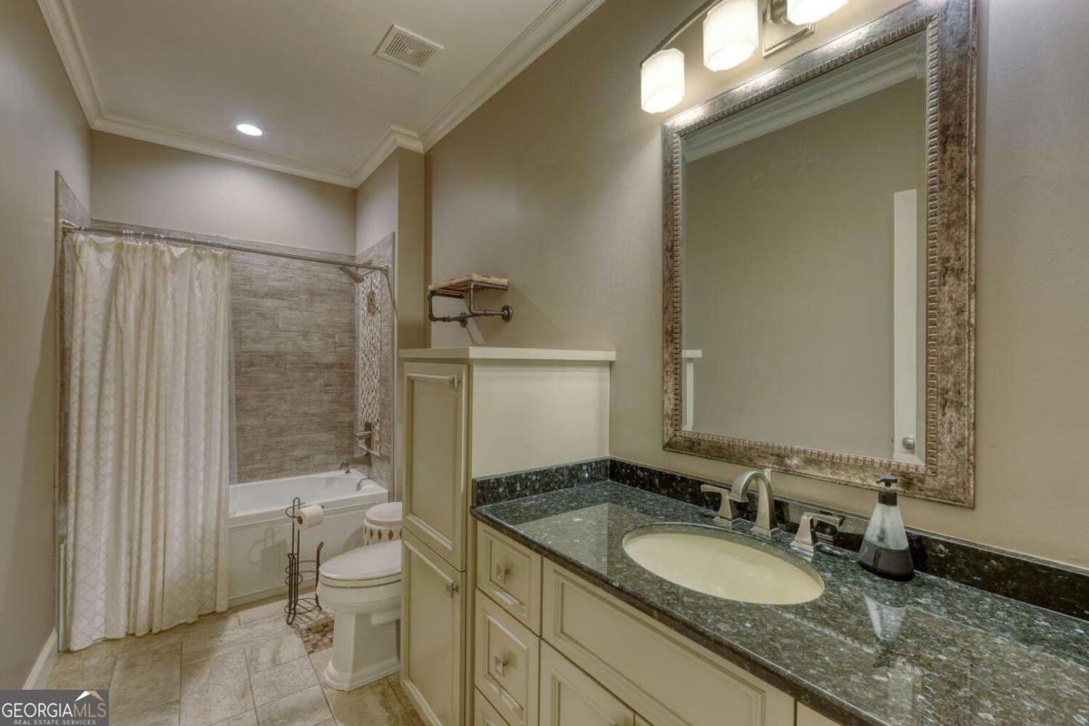 609 Cypress Pointe Lane Hayesville - 39