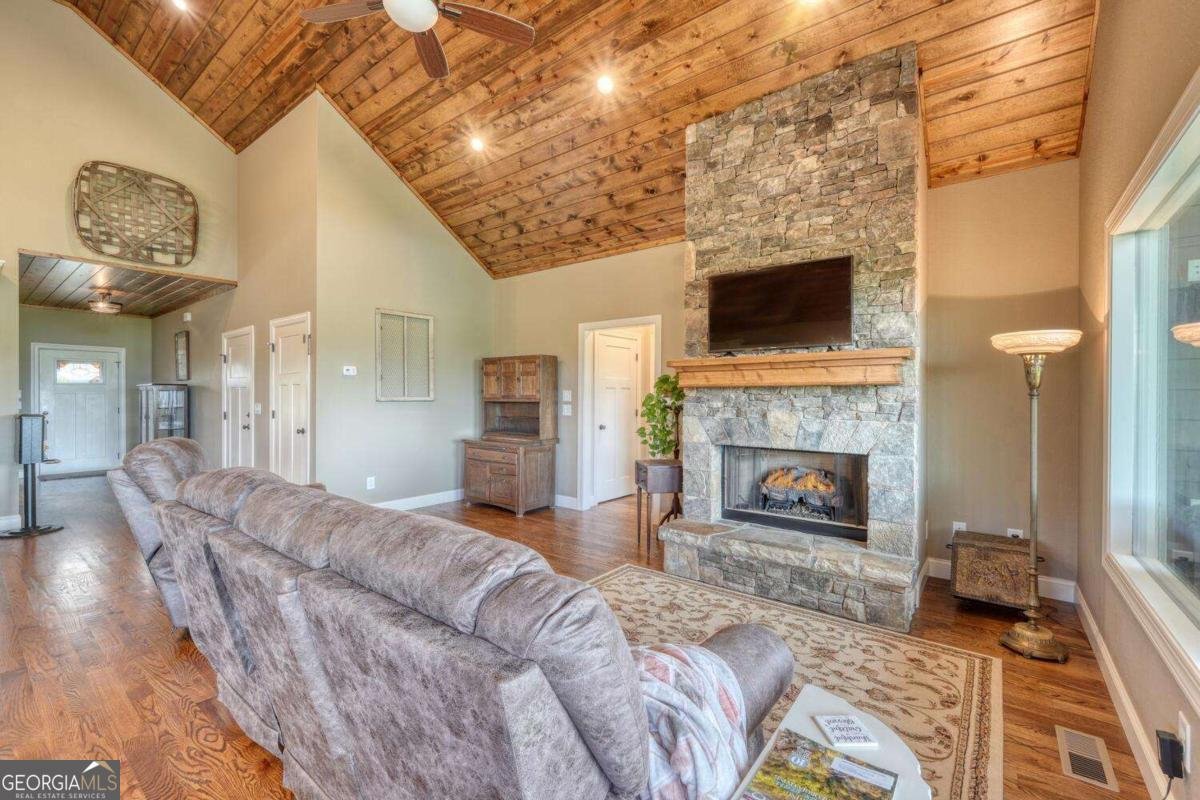 504 Ivy Log Heights Road Young Harris - 1