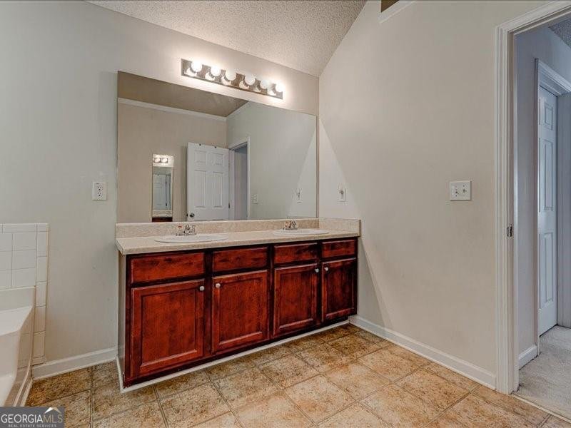 2210 Benidorm Court Atlanta - 30