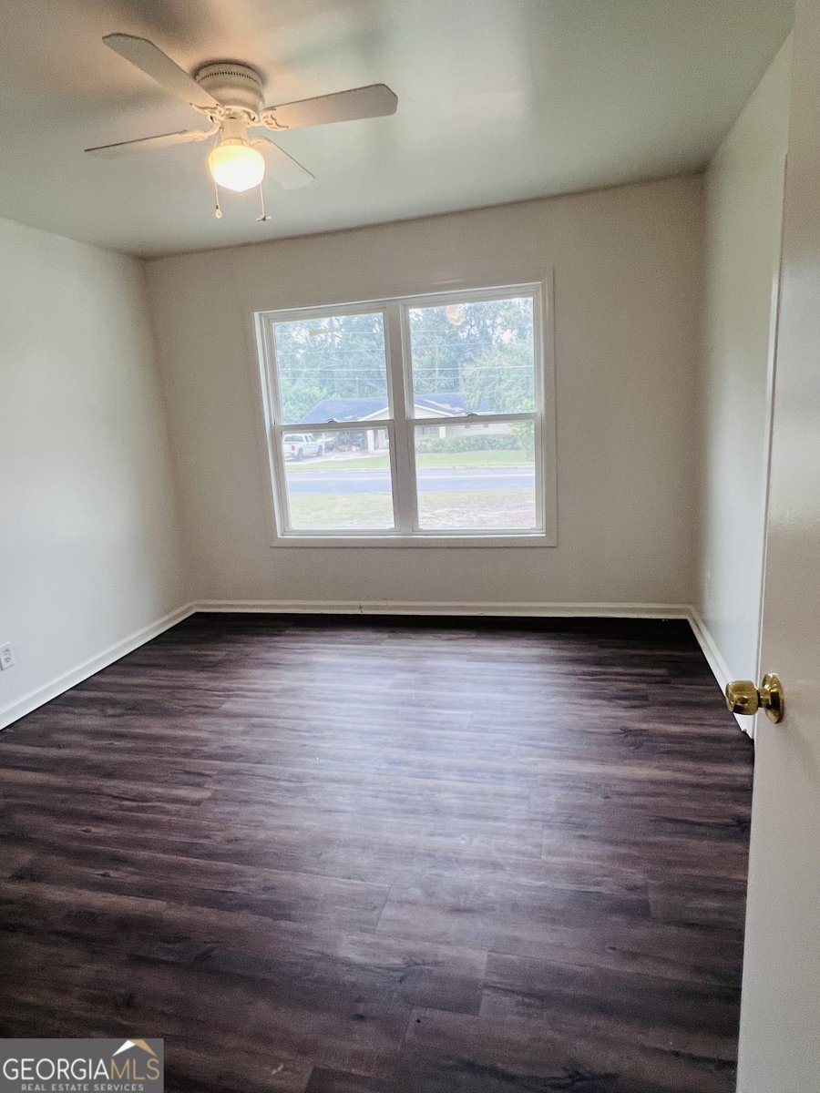 2215 Park Lane Valdosta - 24