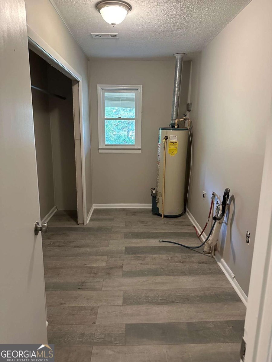 740 CHAPEL Road Martin - 9