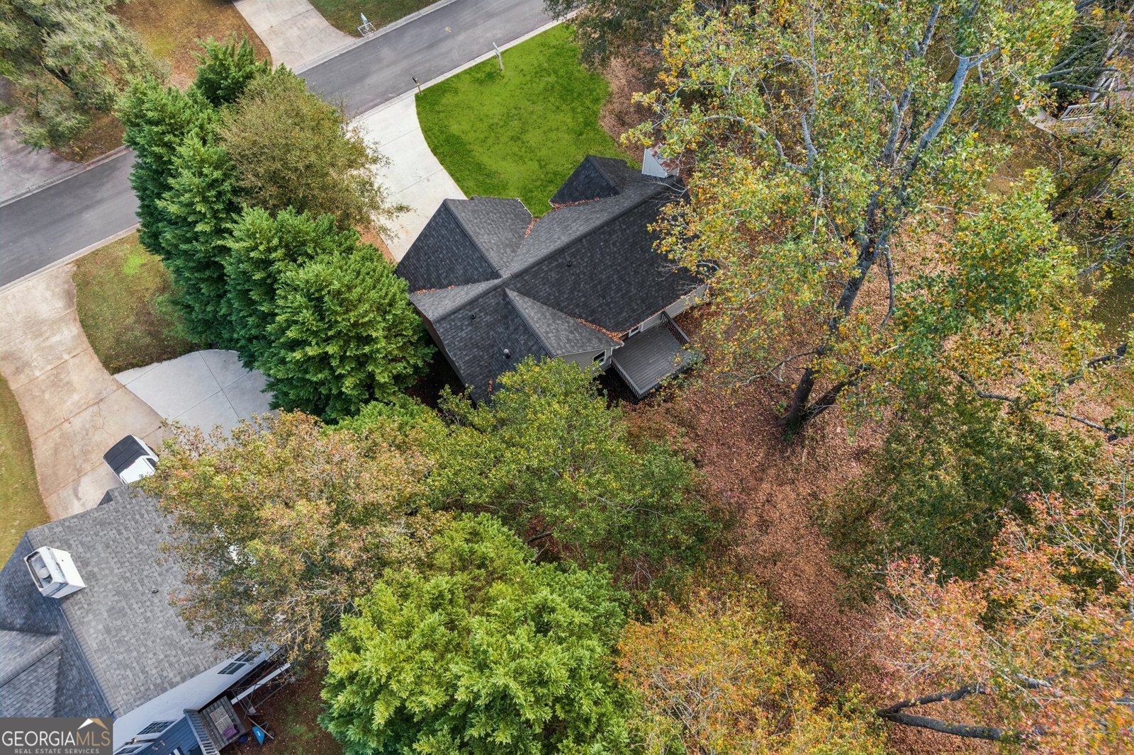 7030 Devon Drive Cumming - 19