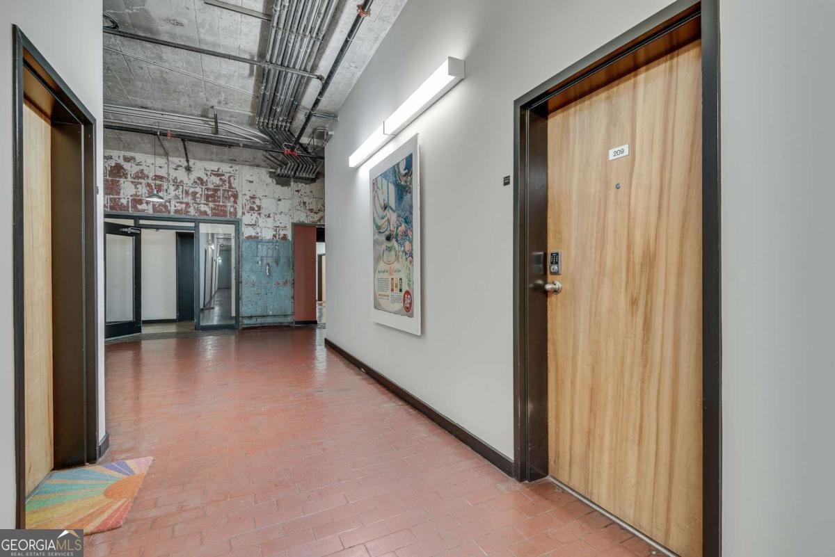 881 Memorial Drive Atlanta - 1