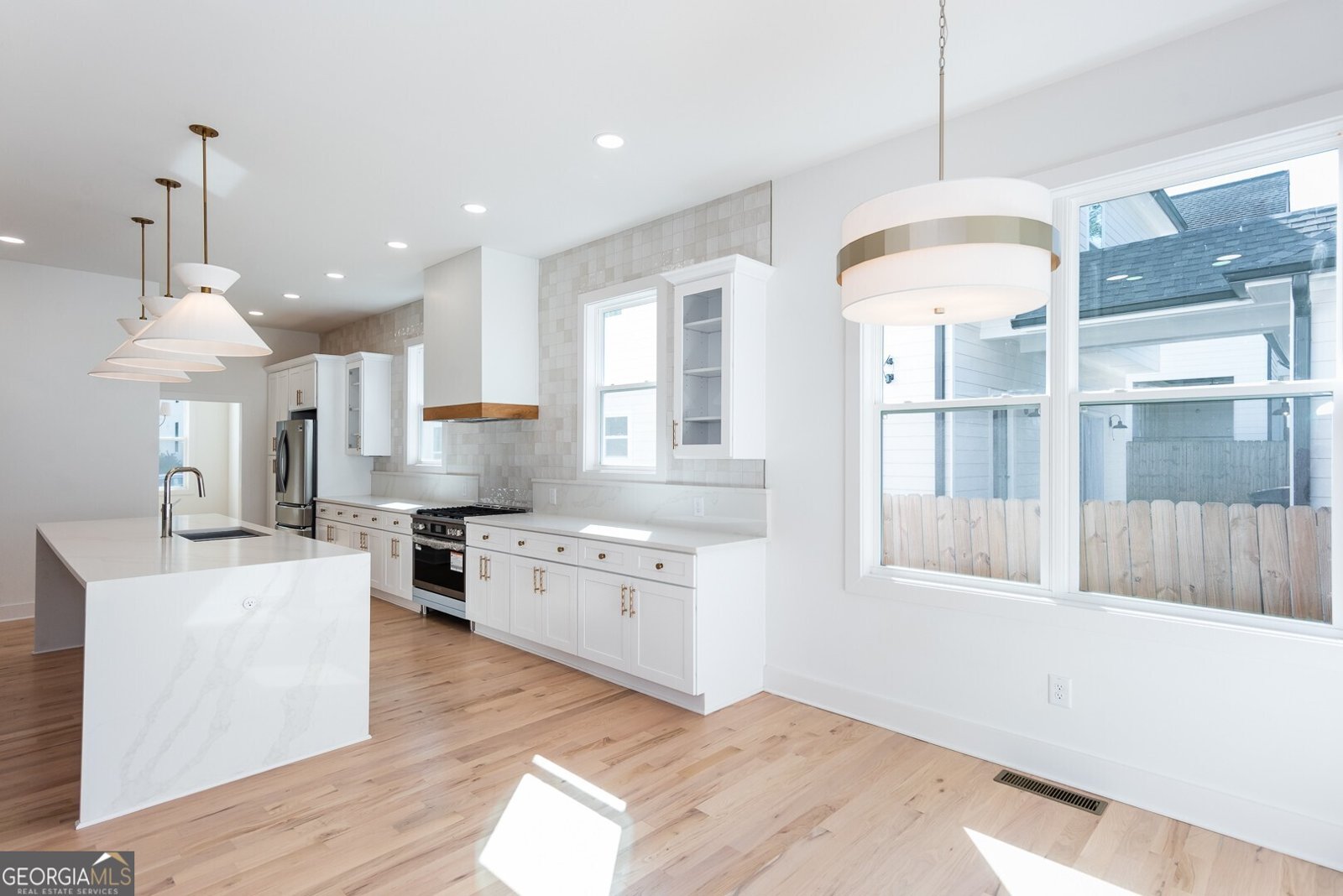 3395 Lee Street East Point - 21
