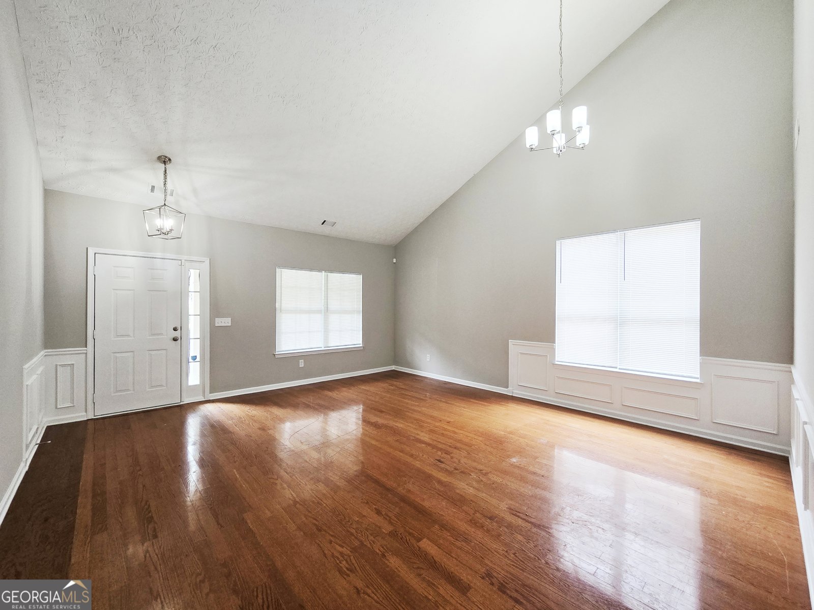537 Goldfinch Way Stockbridge - 2