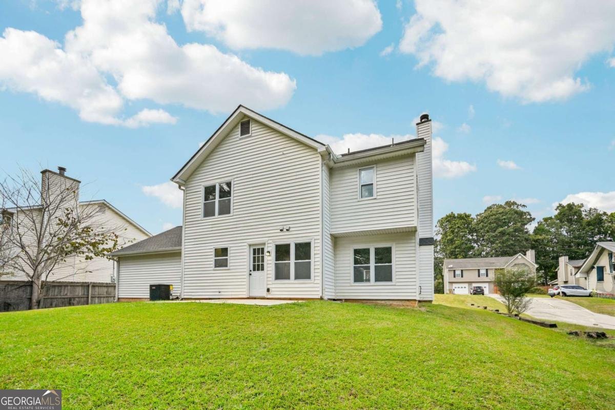 2811 Appaloosa Run Ellenwood - 24