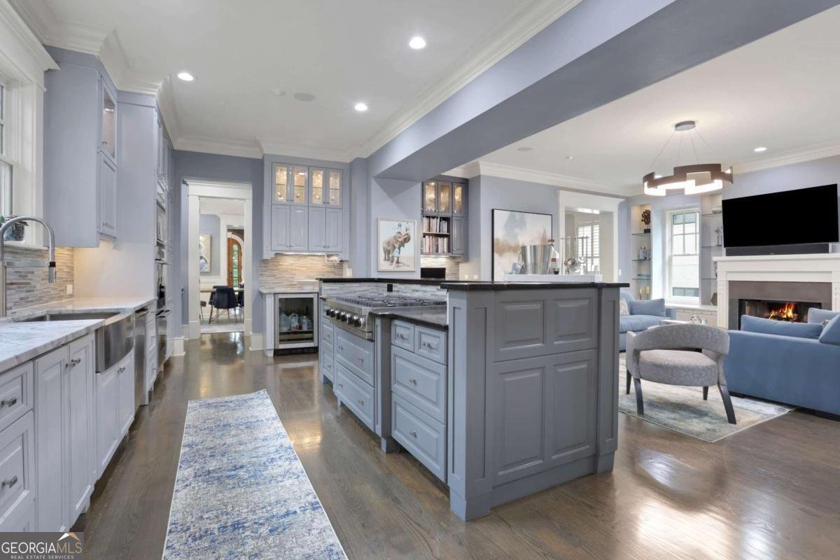 1326 Lanier Boulevard Atlanta - 28