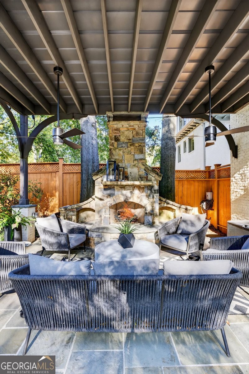 1326 Lanier Boulevard Atlanta - 79