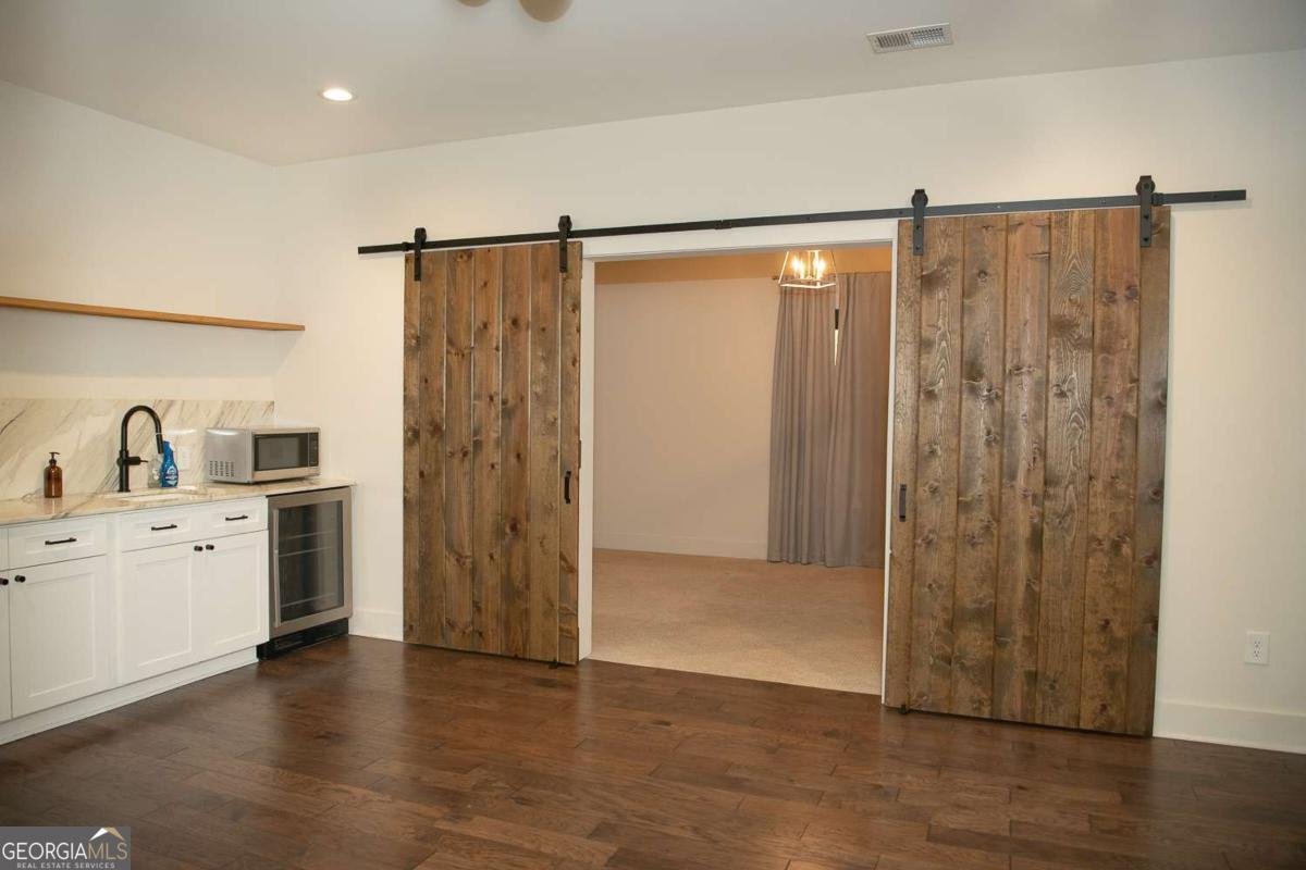 1569 Dabbs Bridge Road Dallas - 66