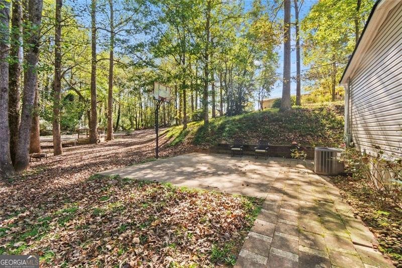 610 Old Henry Grady Road Dawsonville - 33