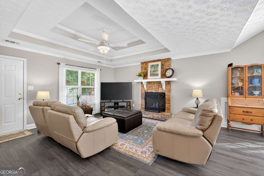 933 Justin Drive Winder - 1
