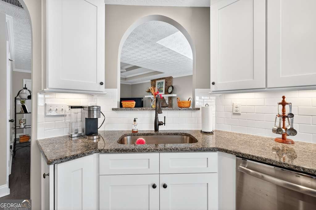 933 Justin Drive Winder - 9