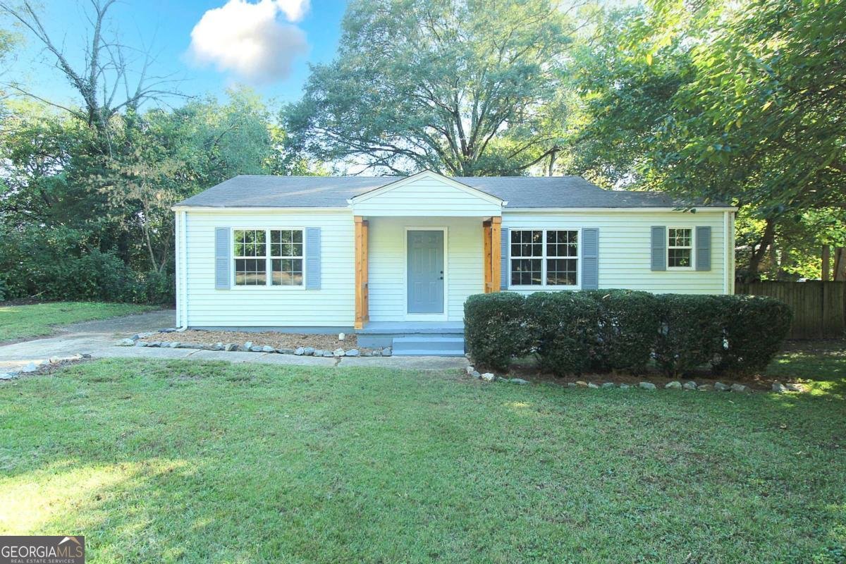 1824 Crestridge Drive Marietta - 1