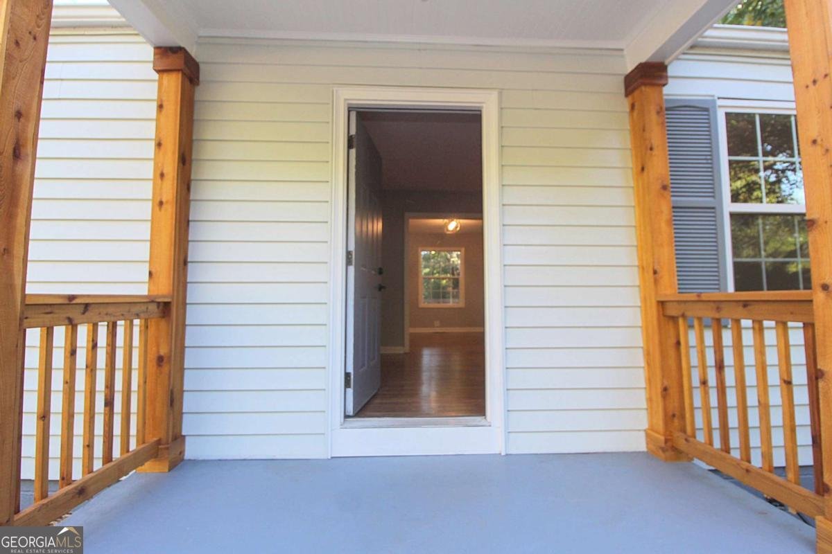 1824 Crestridge Drive Marietta - 10