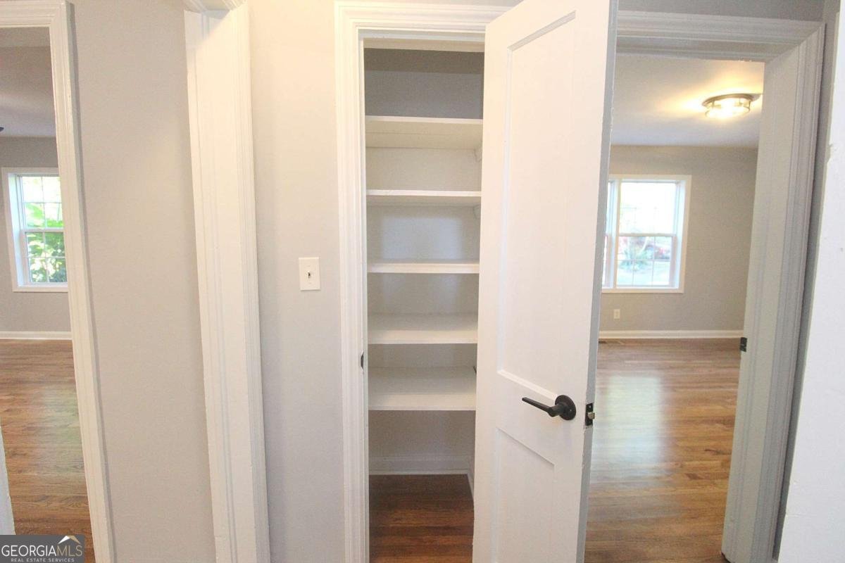 1824 Crestridge Drive Marietta - 32