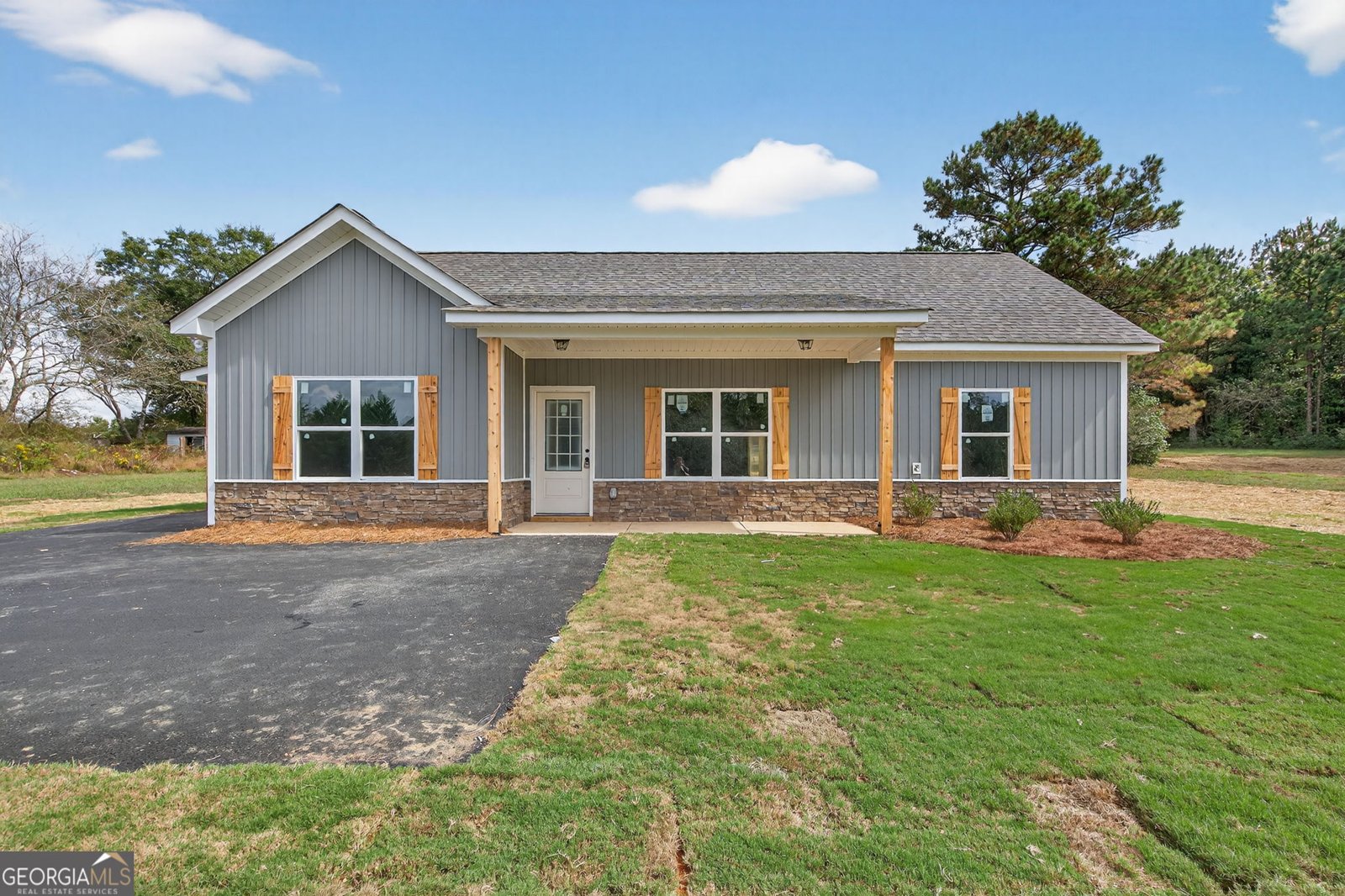 525 Grogan Road Buchanan - 1