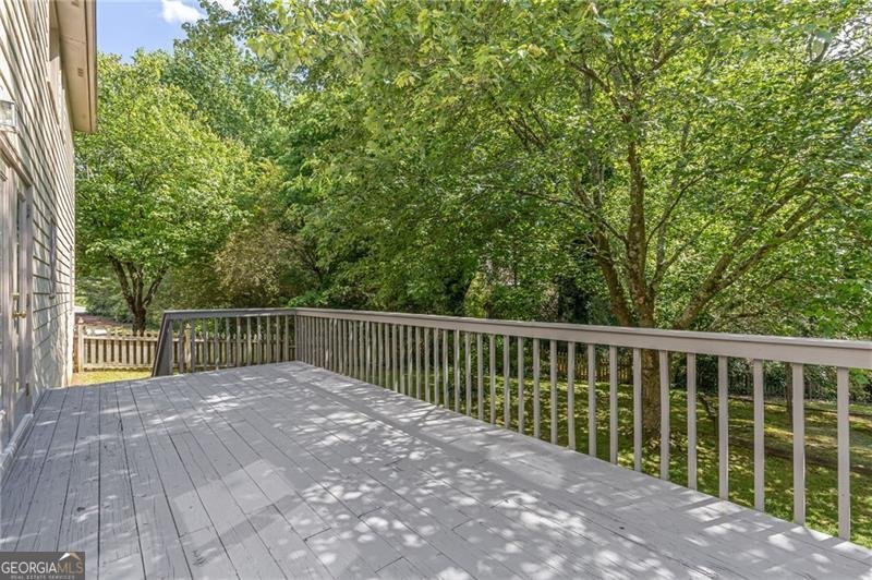 3310 Chartwell Boulevard Suwanee - 33