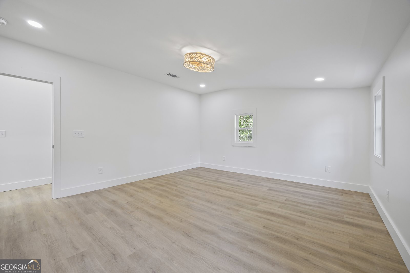 9403 Skitts Mountain Drive Lula - 34