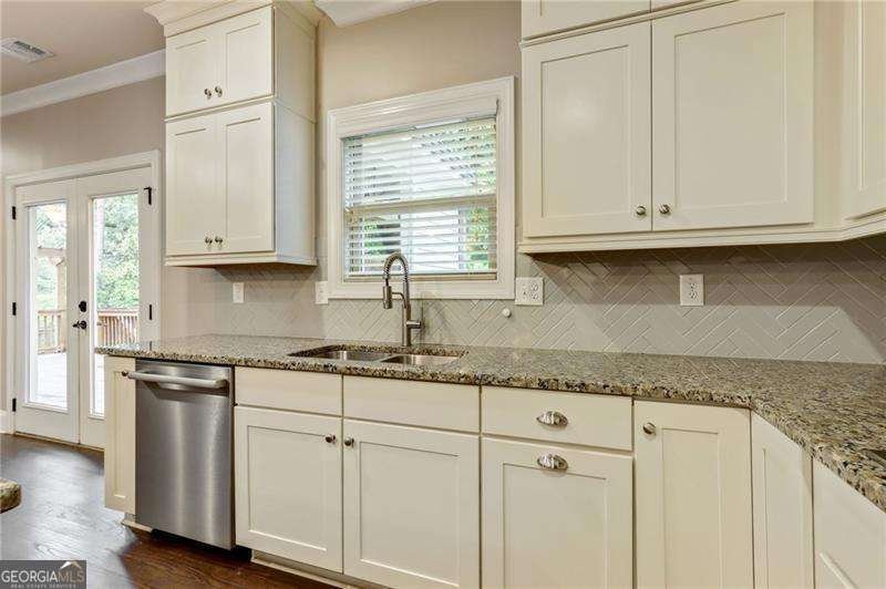 3821 Chamblee Dunwoody Road Atlanta - 14