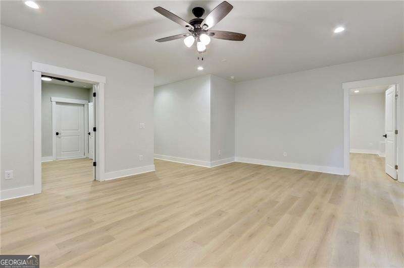 3821 Chamblee Dunwoody Road Atlanta - 38