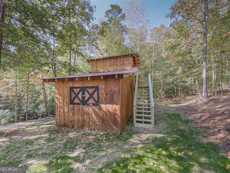 1166 Upper Sweetwater Trail White - 21