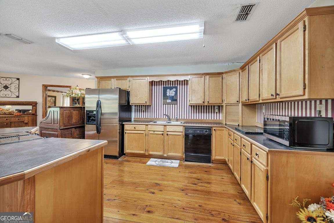 220 Chickasaw Road Hoboken - 34