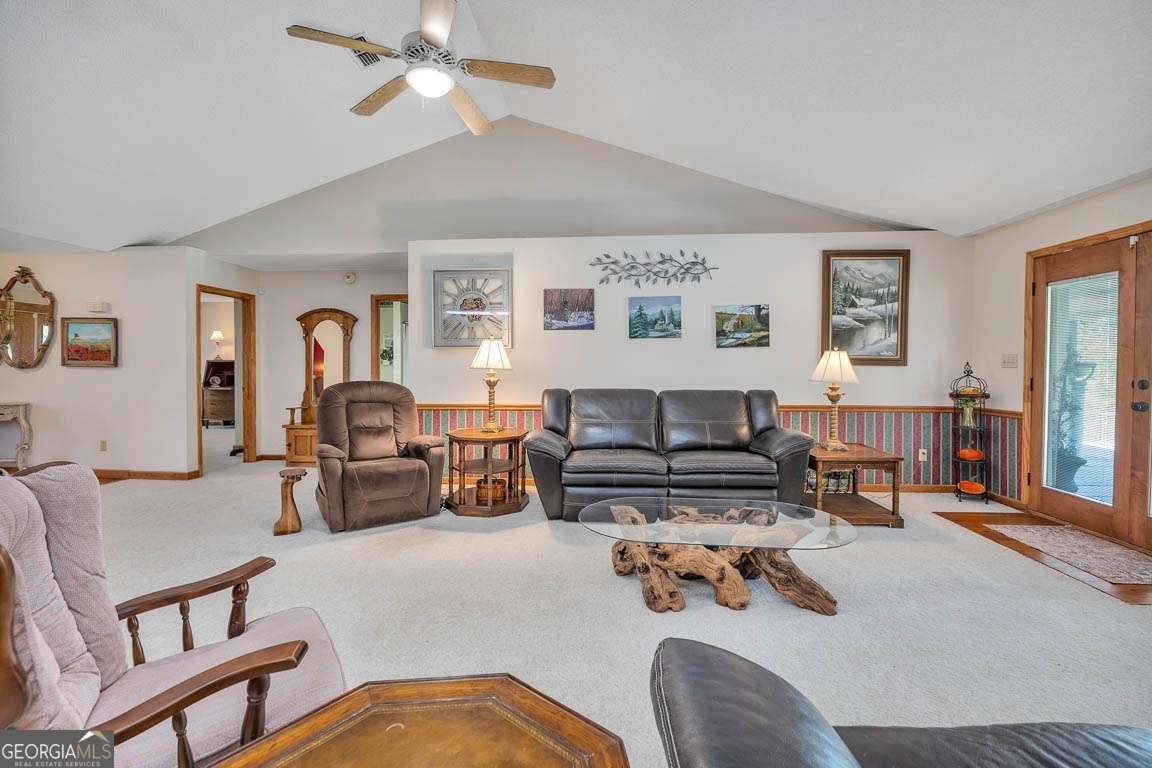 220 Chickasaw Road Hoboken - 39