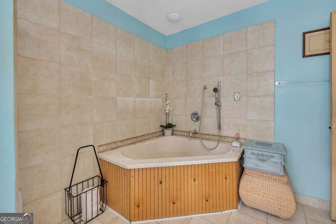 220 Chickasaw Road Hoboken - 51