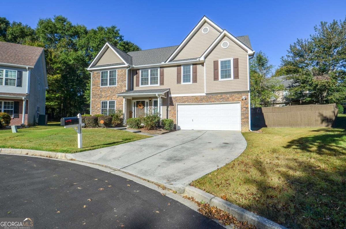 2381 Temple View Court Snellville - 2