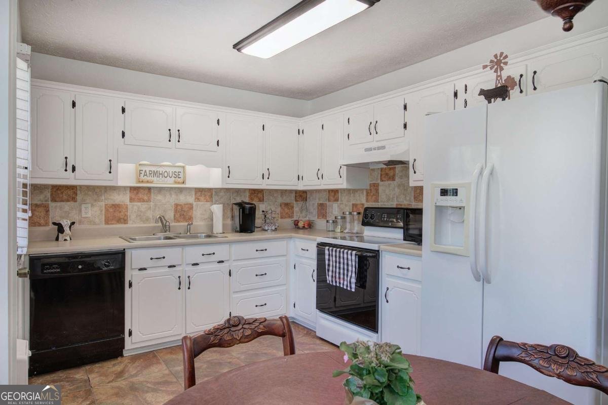 15 Cobblestone Court Douglasville - 13