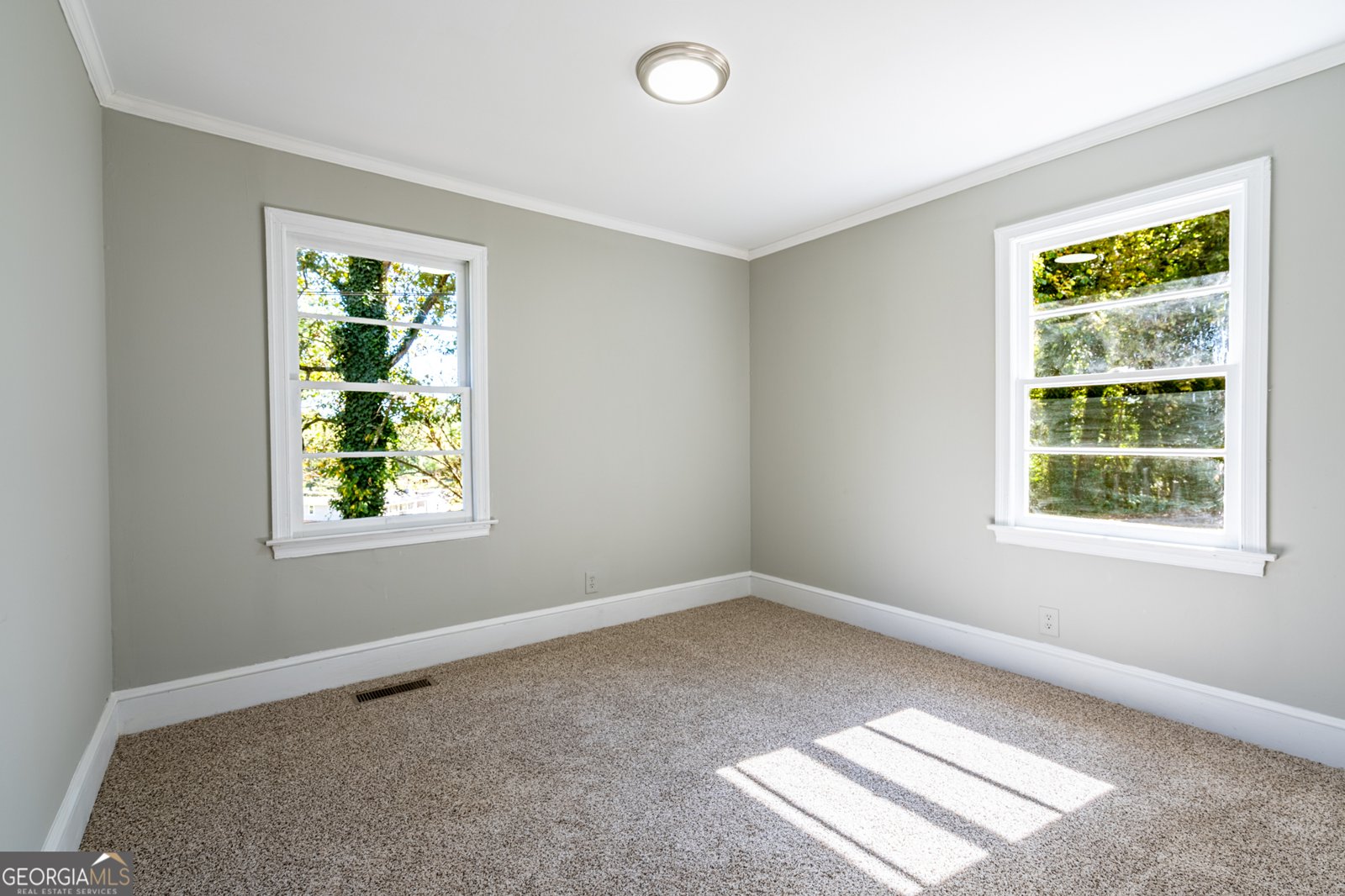 26 Lady Marian Drive Rome - 18