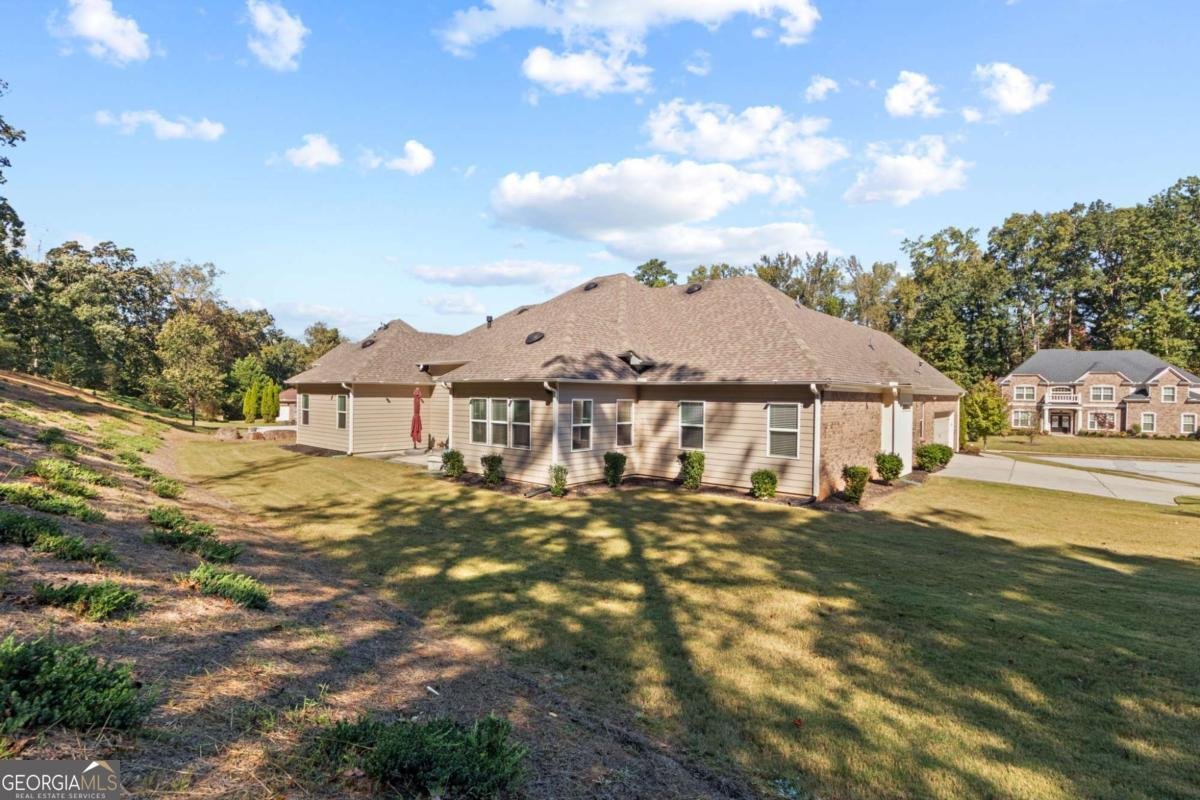 2333 BARRINGTON TRACE Circle Atlanta - 19