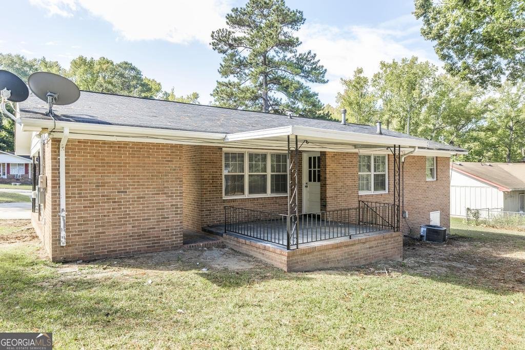 2535 Hyde Park Road Macon - 27