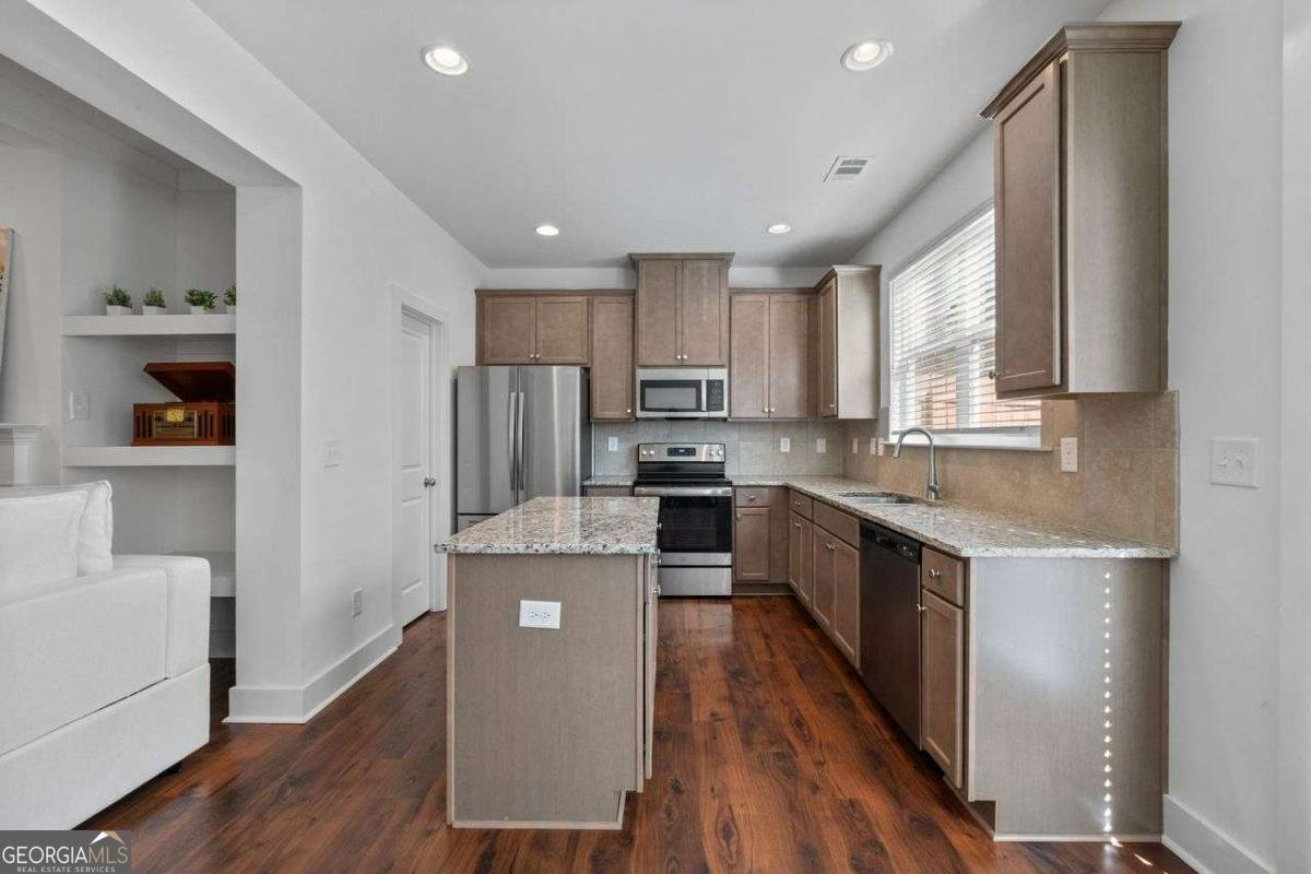5317 RADFORD Loop Fairburn - 12