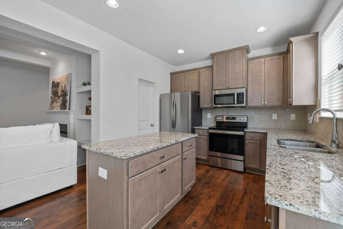 5317 RADFORD Loop Fairburn - 13