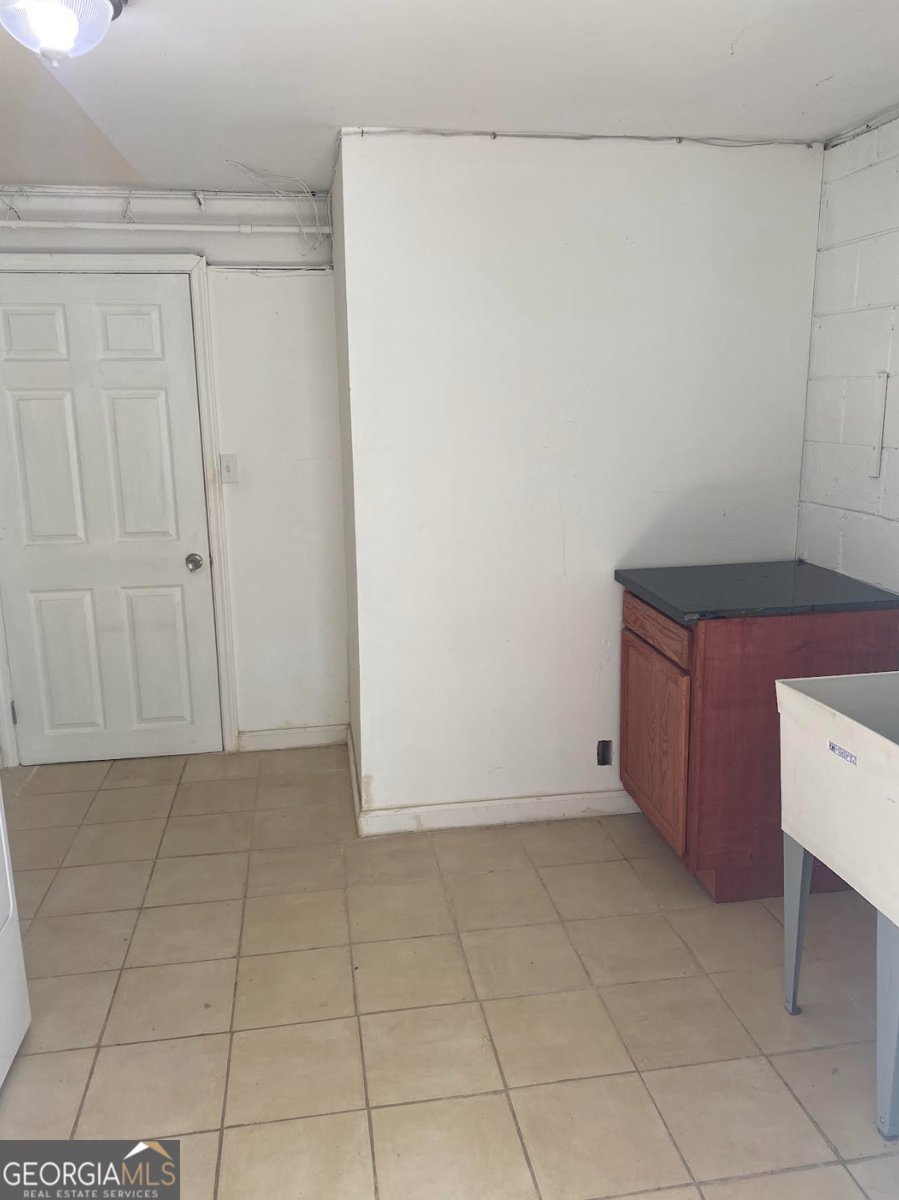 1025 Lynwood Place Forest Park - 34