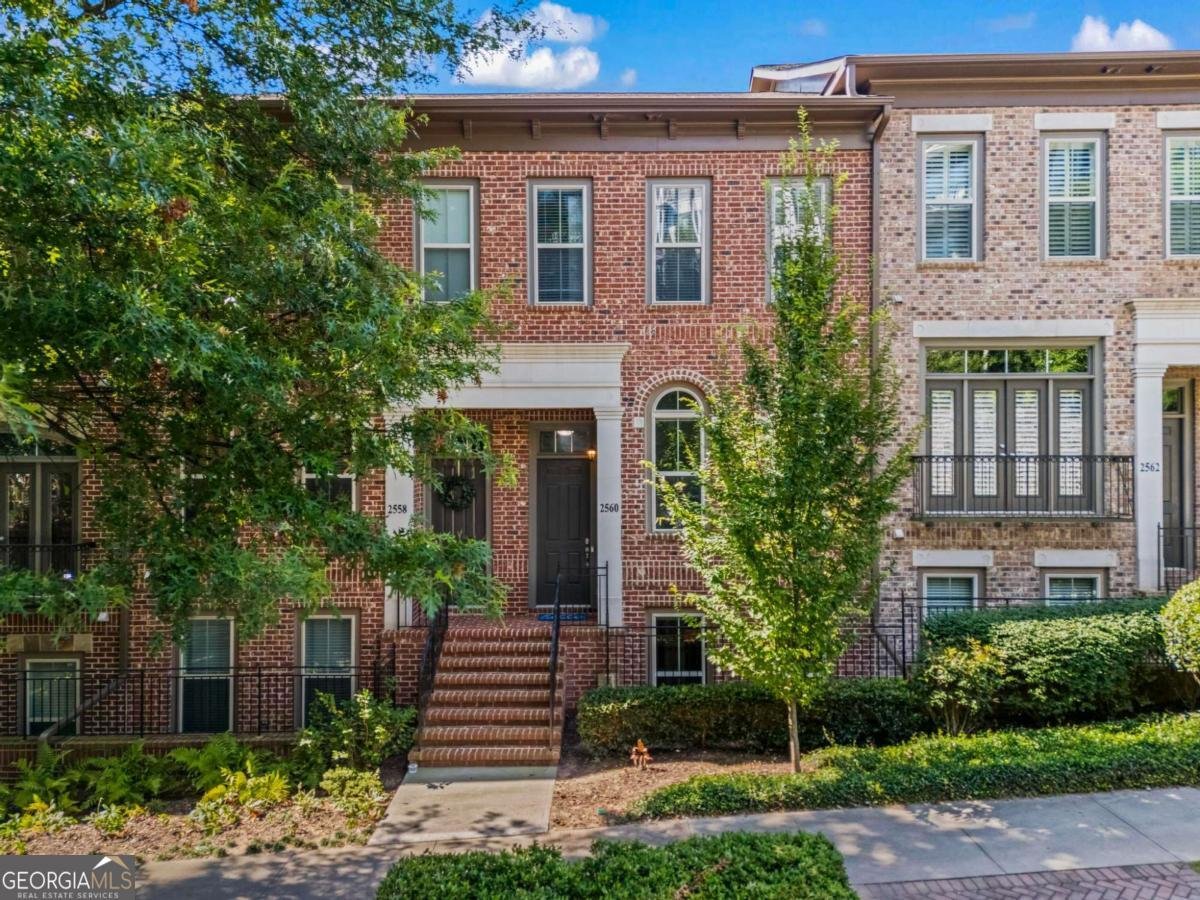 2560 Crescent Park Court Atlanta - 1