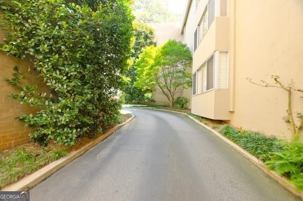 2734 Peachtree Road Atlanta - Photo 17