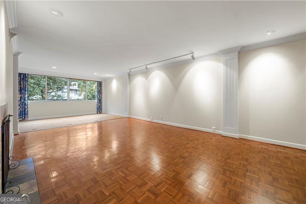 2734 Peachtree Road Atlanta - 4