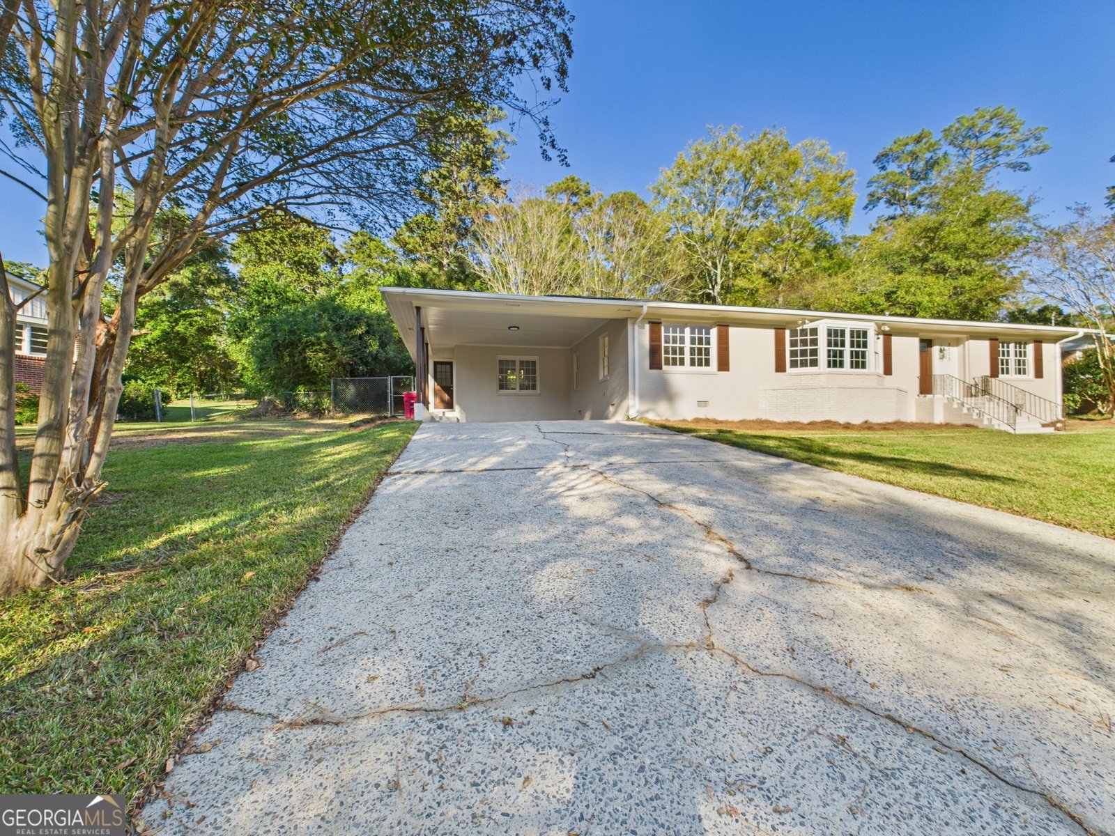 2973 Victoria Circle Macon - 40