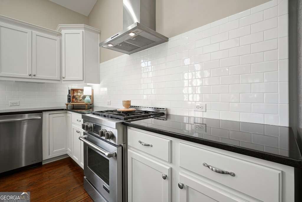 215 Mcaffee Street Woodstock - 13
