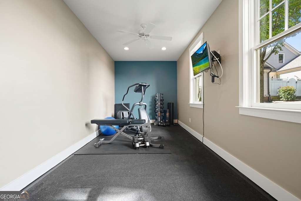 215 Mcaffee Street Woodstock - 32