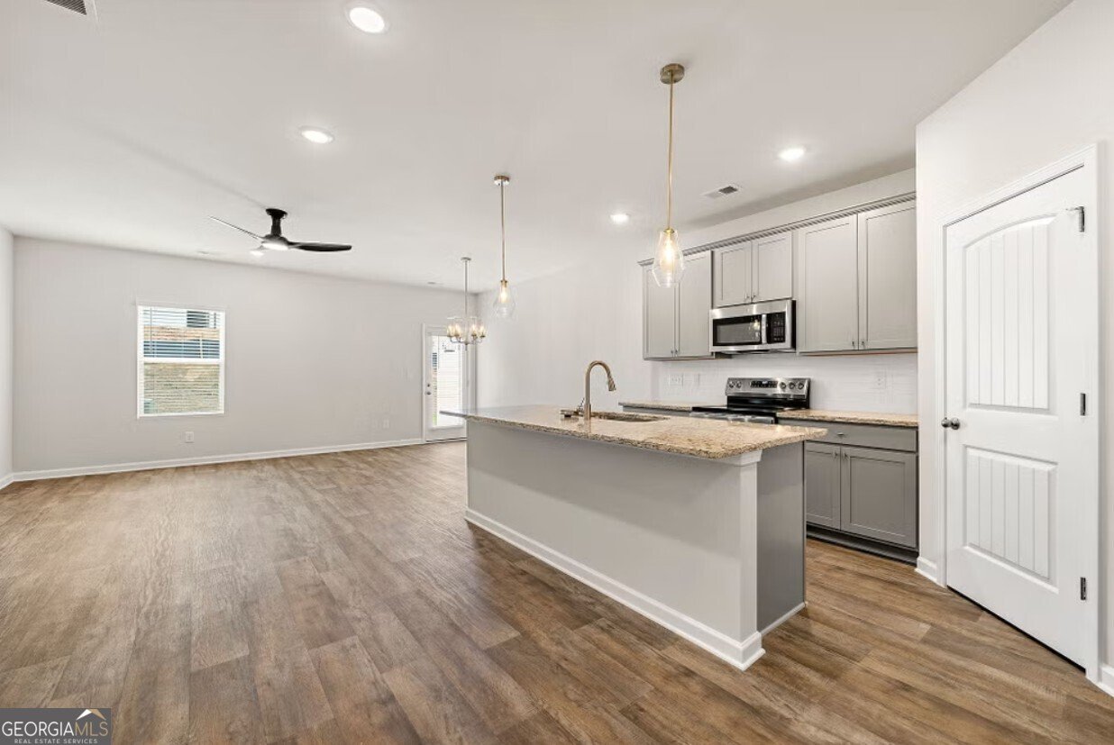 8361 Columbia Court Palmetto - 8