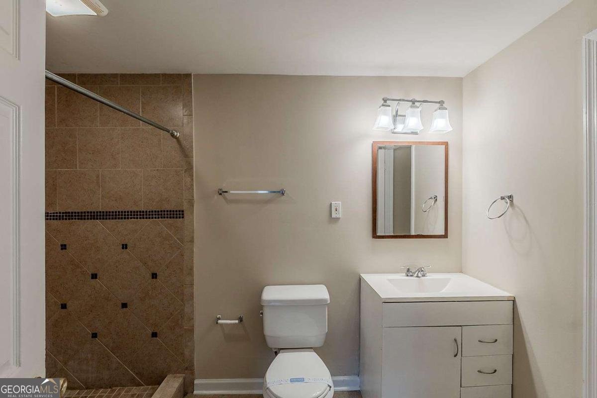 1566 Liberty Avenue Atlanta - 18